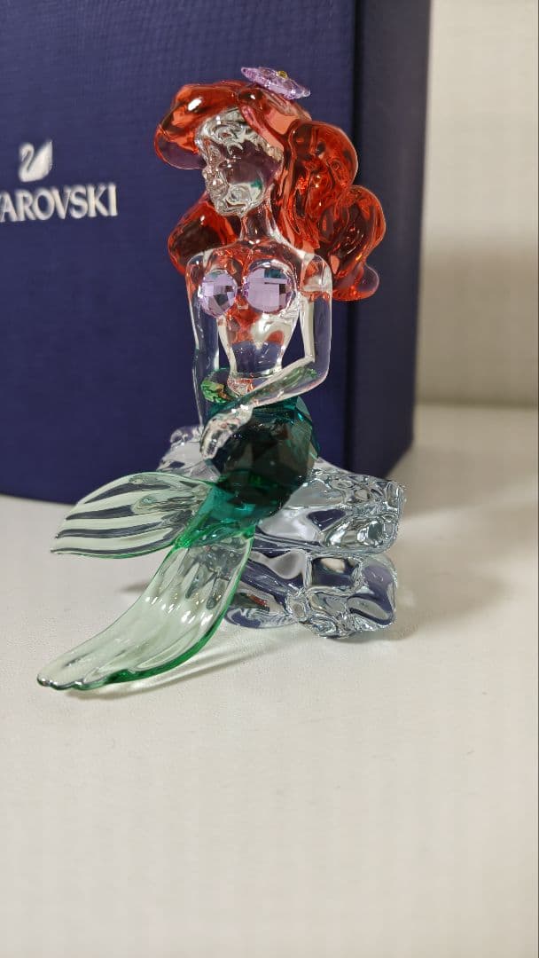 アリエル　スワロフスキー置物。
