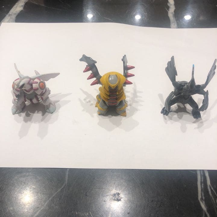 ポケモン モンコレ　フィギゼクロム　ドサイドン　ギラティナ　ラティオス　パルキア