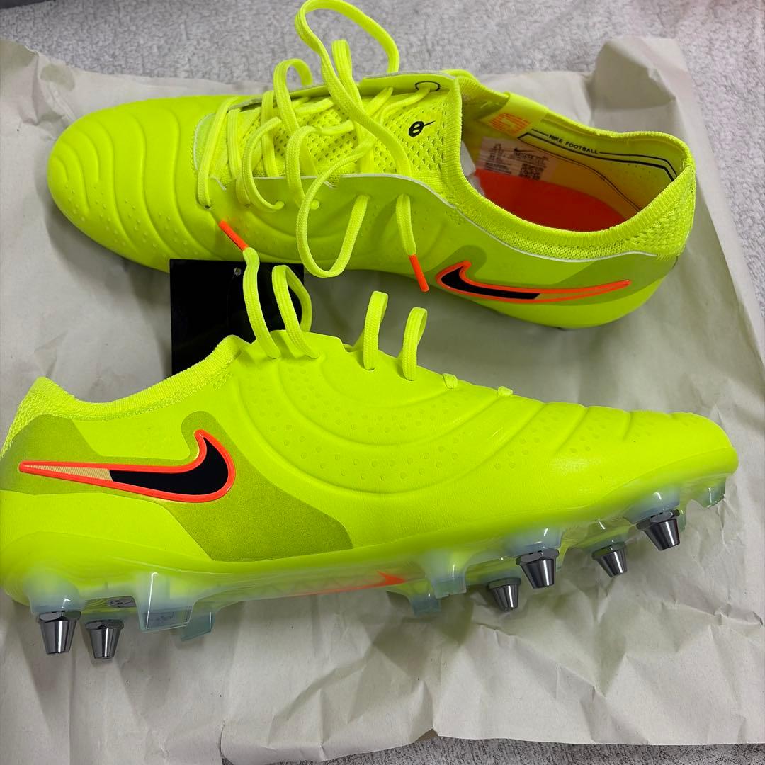 NIKE ティエンポ SG