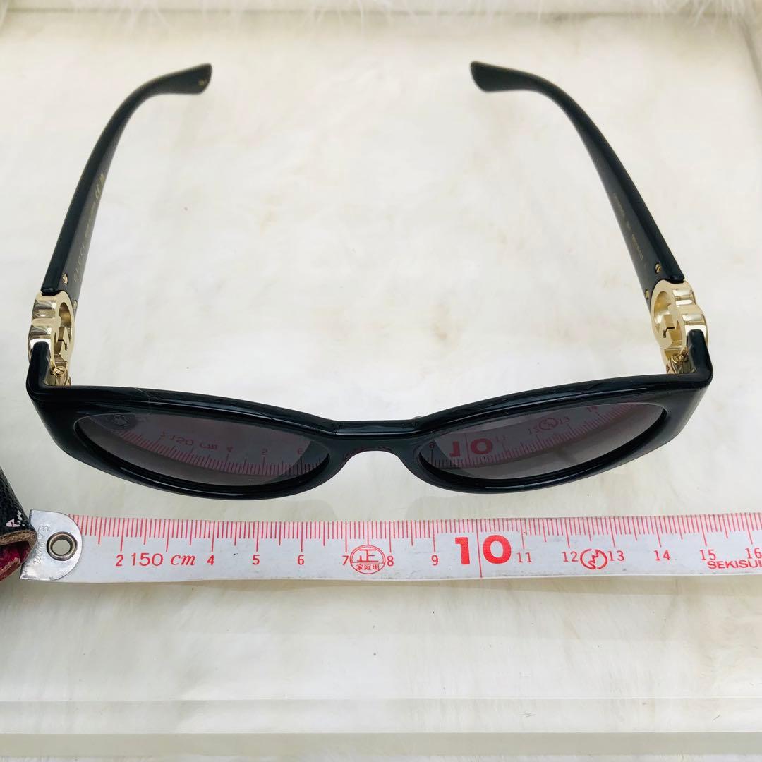 GUCCI ブラック オーバルサングラス GG柄 ゴールド 男女兼用　早い者勝ち