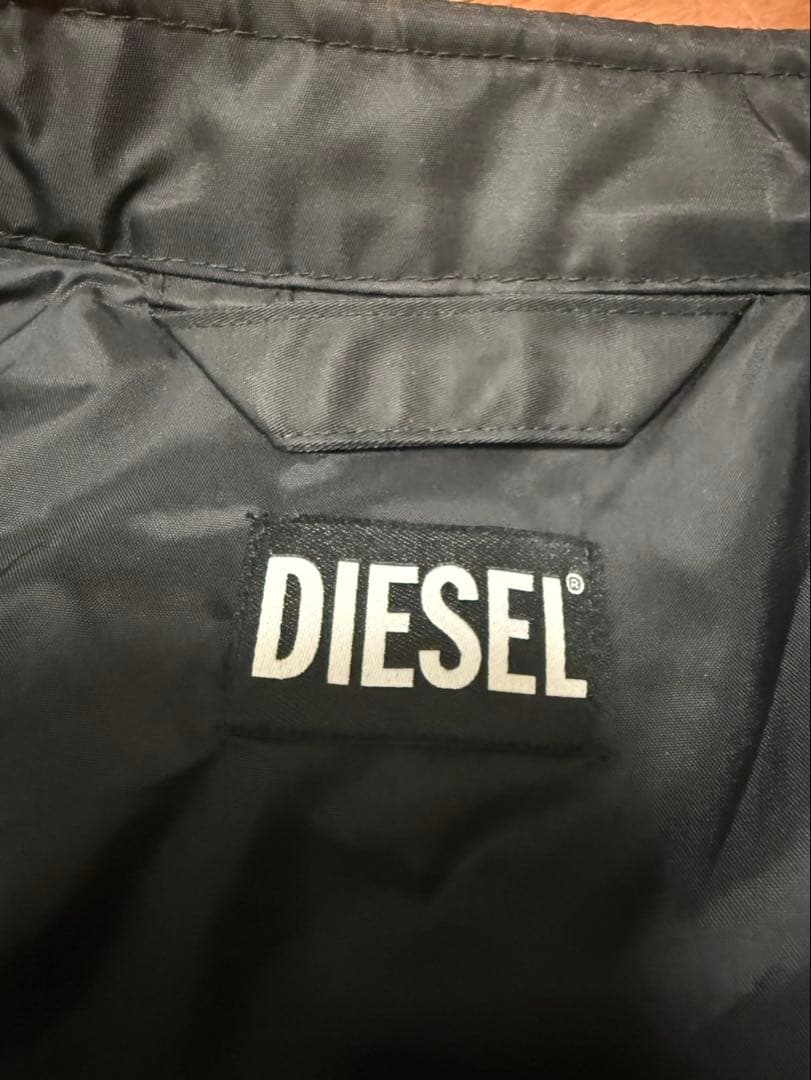 DIESEL 黒 ナイロンジャケット