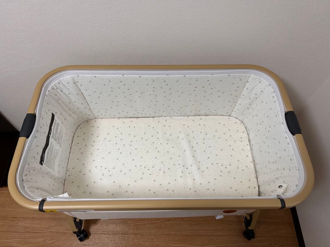 HZDMJ ベビーベッド　(ベージュ)