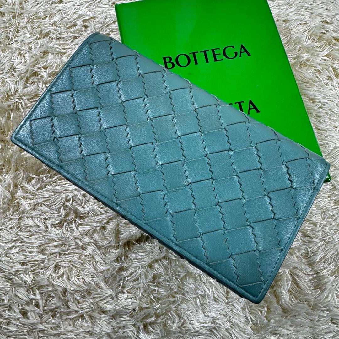 美品✨希少　ボッテガヴェネタ　長財布　フラップ　マキシイントレ　グリーン