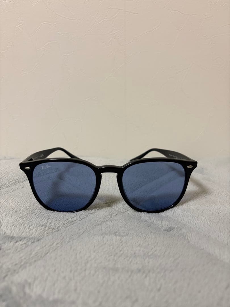 Ray-Ban ブラック ラウンド型サングラス