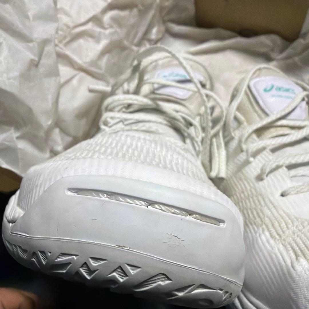 【希少価値】アシックスバスケットシューズ GLIDENOVA FF 2