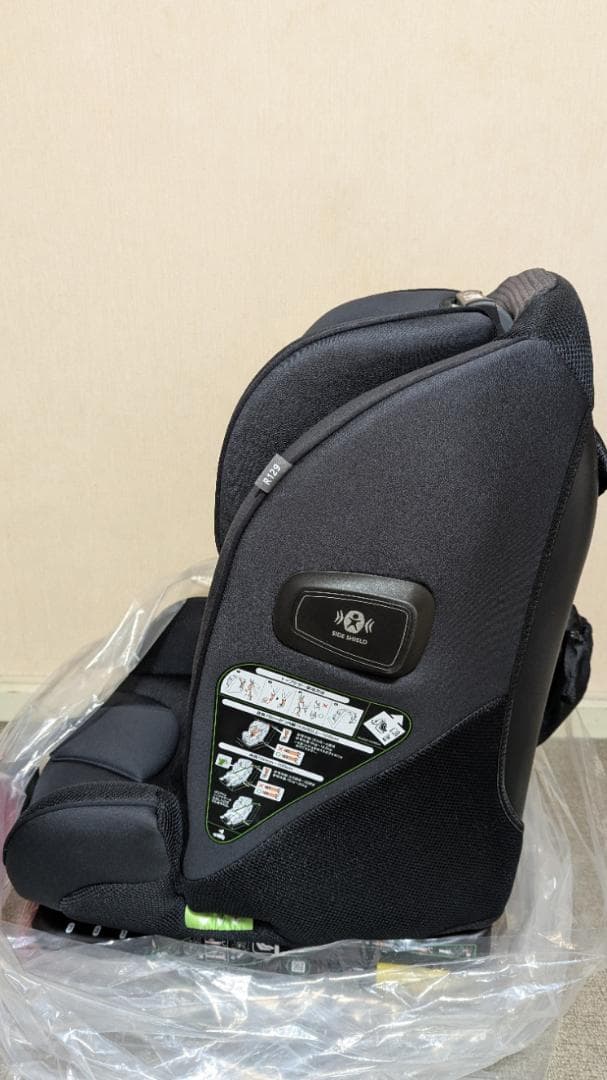 アップリカ フォームフィット ネクスト チャイルドシート ISOFIX R129