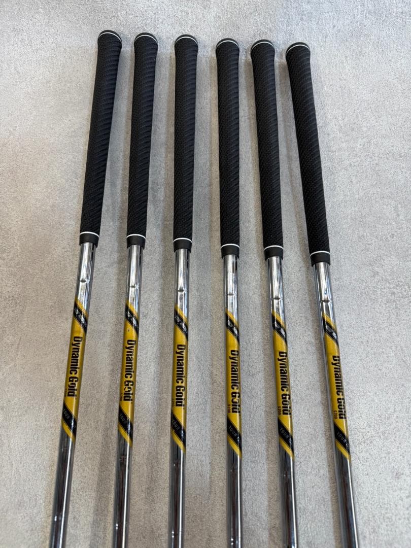 PRGR 01アイアンセット5〜PW 6本 ダイナミックゴールドS200
