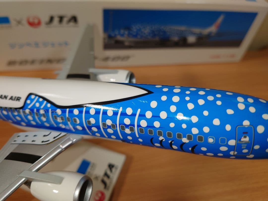 1/130 JTA B737-400 ジンベエジェット
