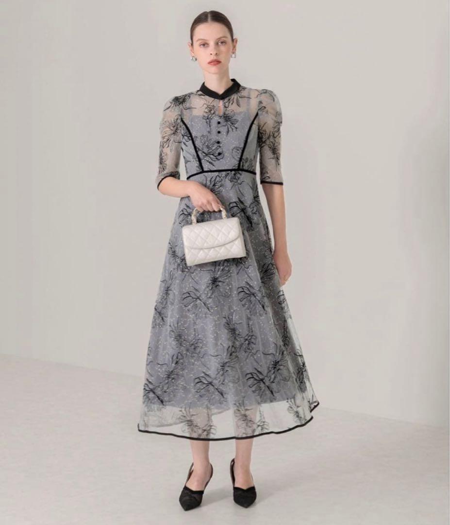 花柄刺繍パフスリーブマキシドレス