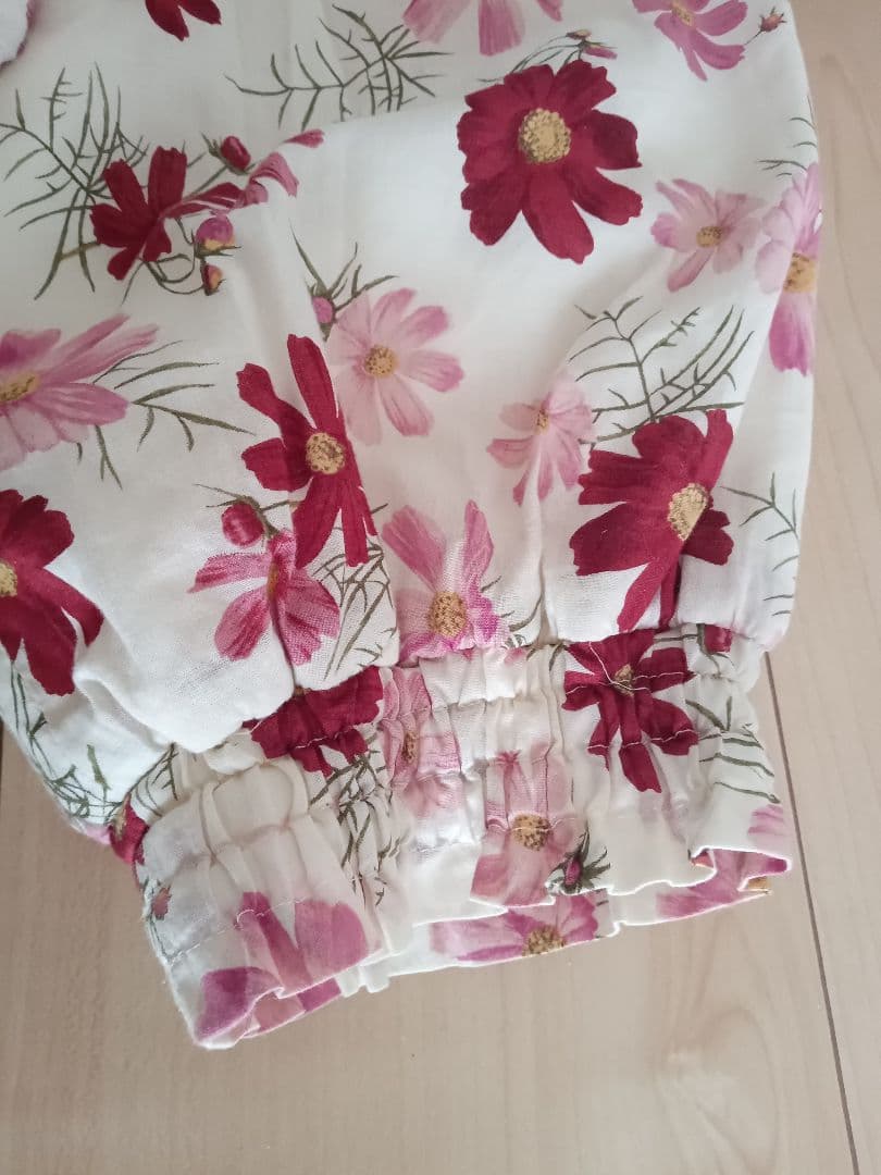 【ゆきゆき♡】　　美品　ピンクハウス　コスモス柄ブルゾン