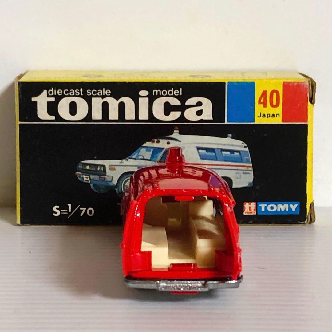 トミカ黒箱　No.40 トヨタ 救急車(スーパーギフト)