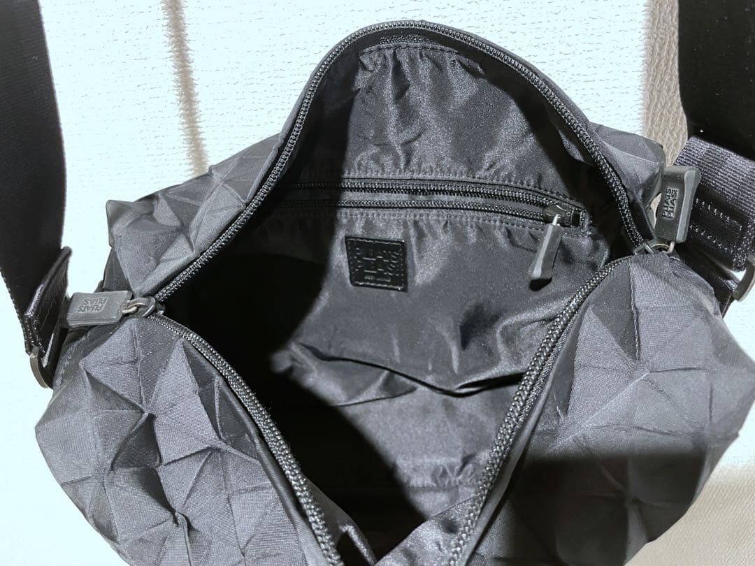 PLEATS PLEASE ISSEY MIYAKE サドル バッグ