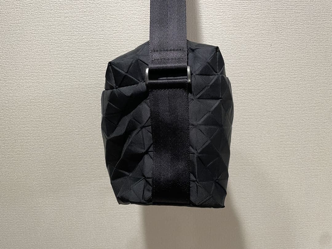 PLEATS PLEASE ISSEY MIYAKE サドル バッグ