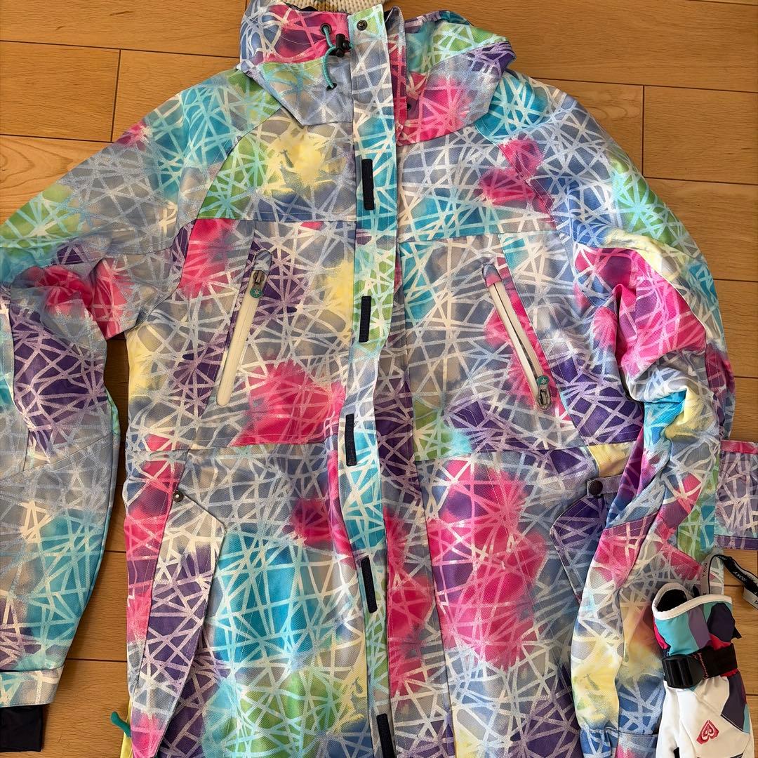 女性用スキーウェア　S 上下　帽子　手袋　靴下
