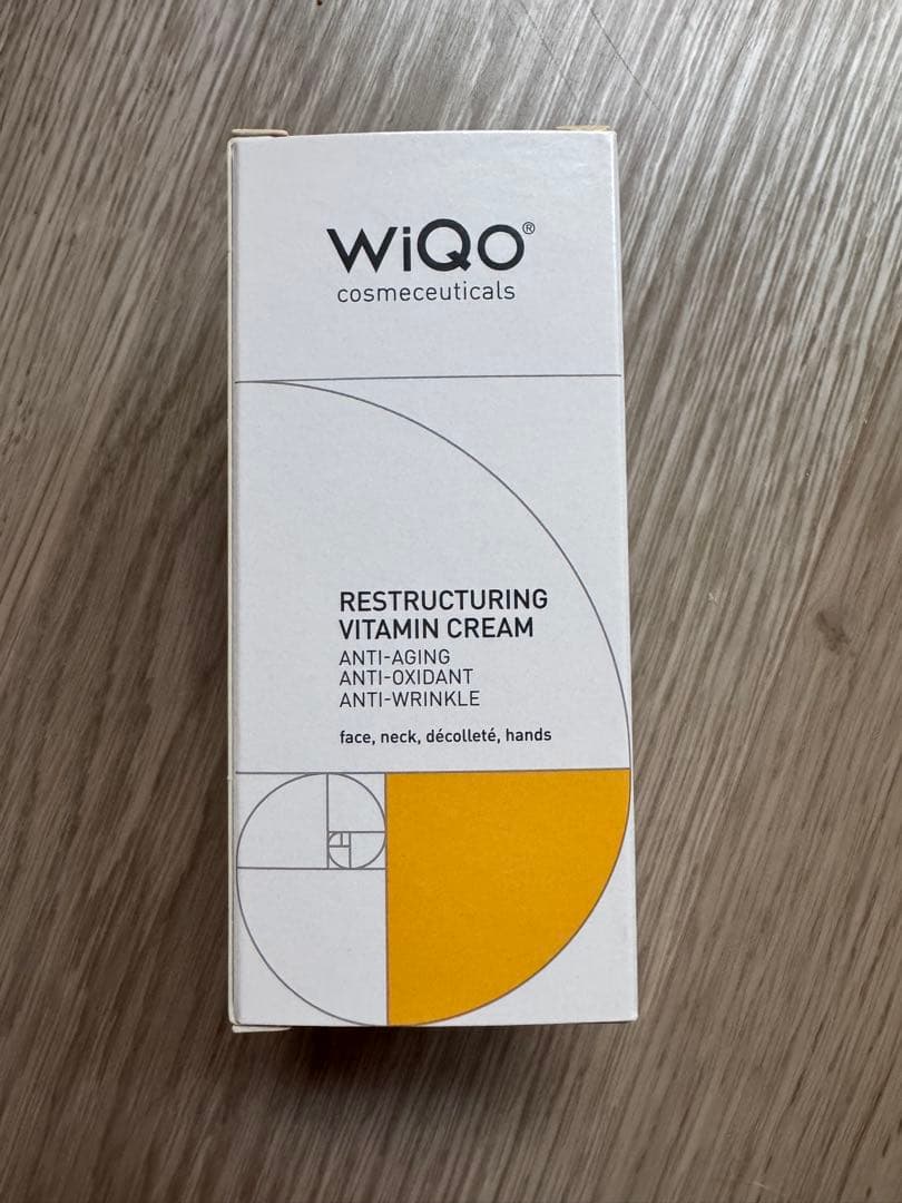 【特価品】WiQo VITAMIN CREAM ビタミンクリーム ワイコ 美容液