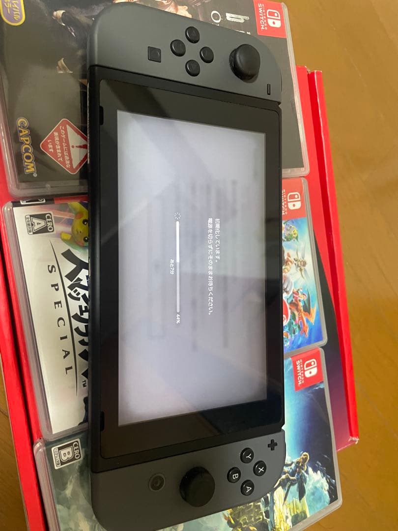 Nintendo Switch 本体 グレー　ソフト３本　 外付けコントロール付