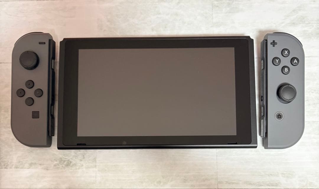 Nintendo Switch【Joy-Con (L) / (R)グレー】 本体