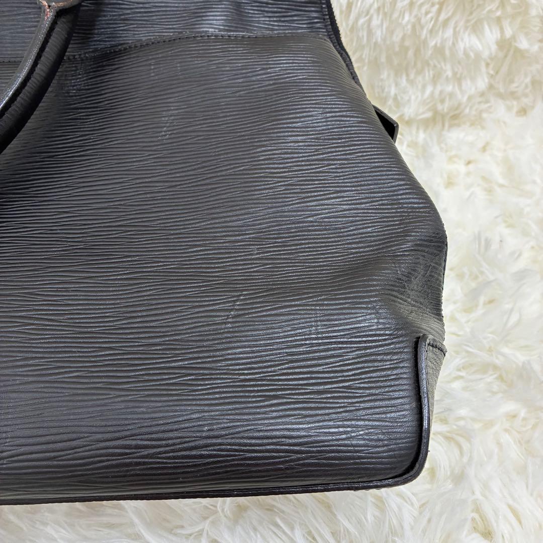 aniary アニアリ　ビジネスバッグ　ブリーフケース　レザー　ブラック　黒