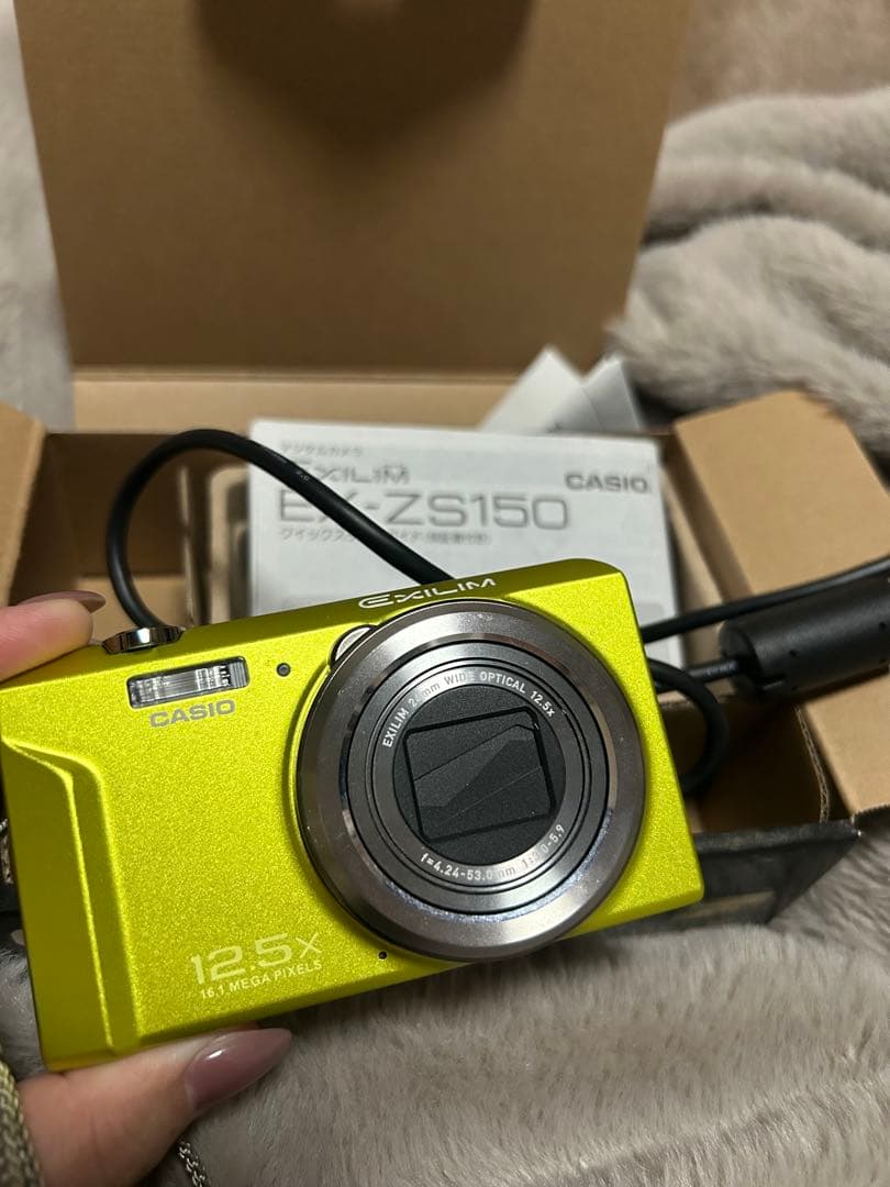 週末限定値下げ！ 美品 デジカメ CASIO EX-ZS150 グリーン