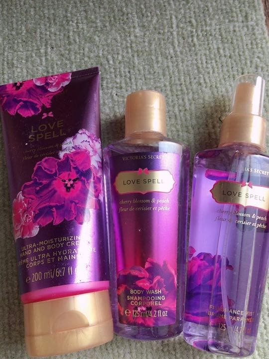 ヴィクトリア　シークレット