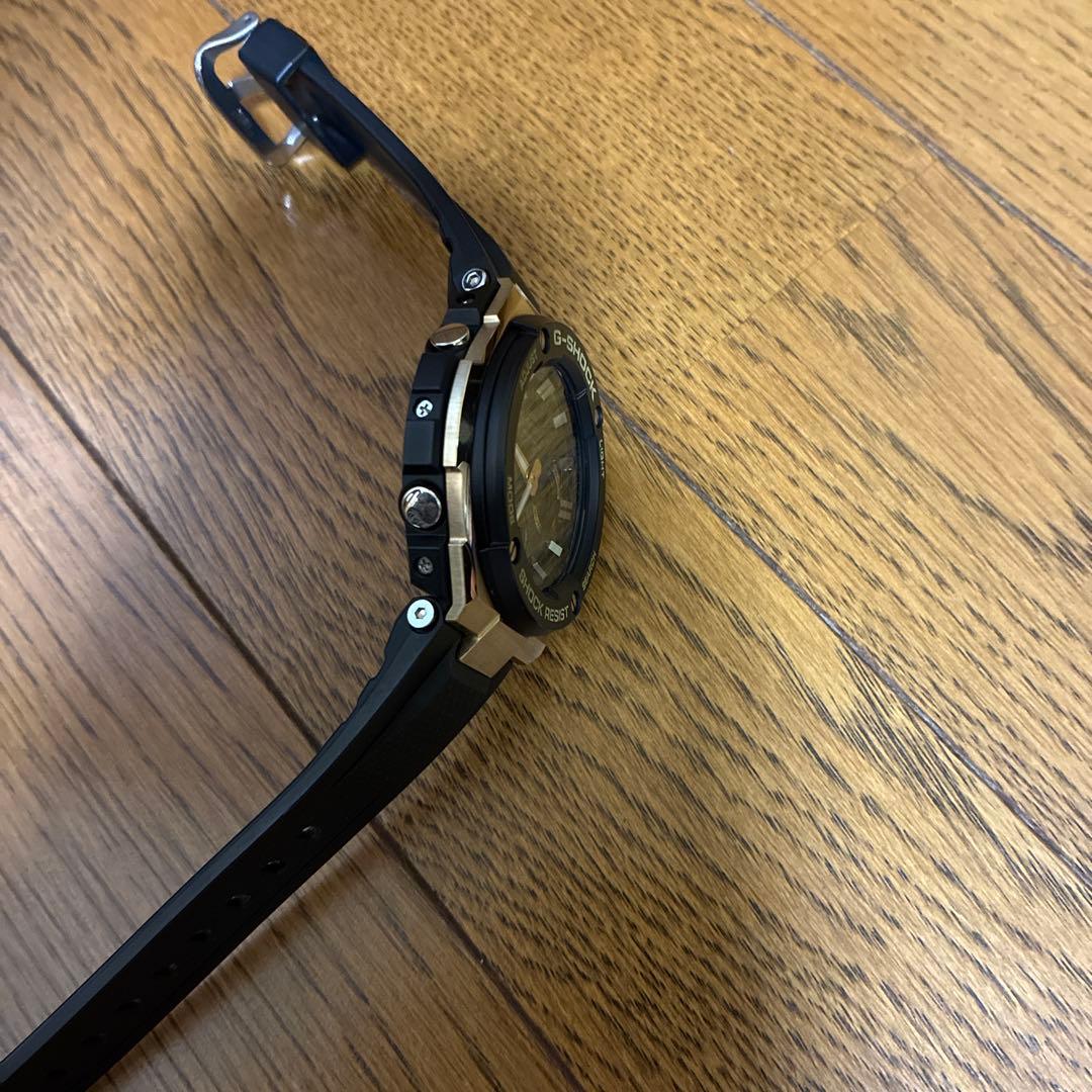 み*く様 G-SHOCK 腕時計 ゴールド GST-W100G-1AJF 電波ソ