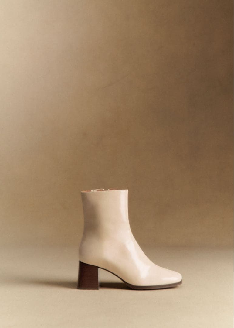 【新品未使用】Sézane セザンヌ エナメル アンクルブーツ