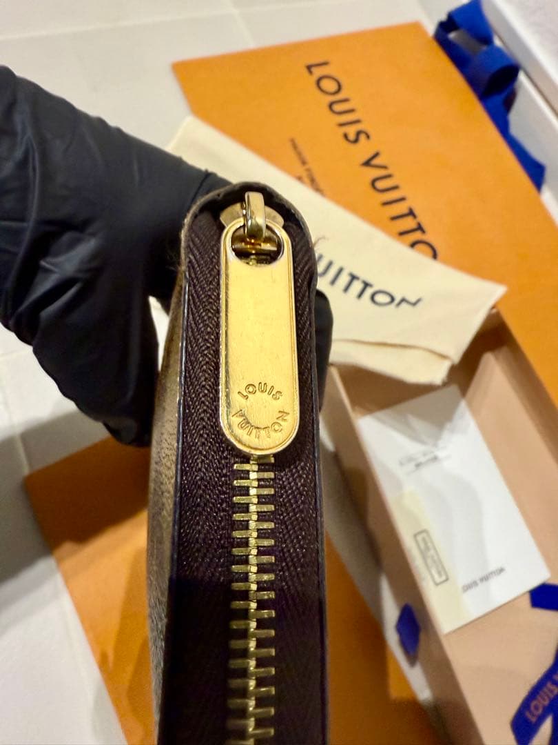正規品 ルイヴィトン ジッピーウォレット モノグラムジャイアントリバース