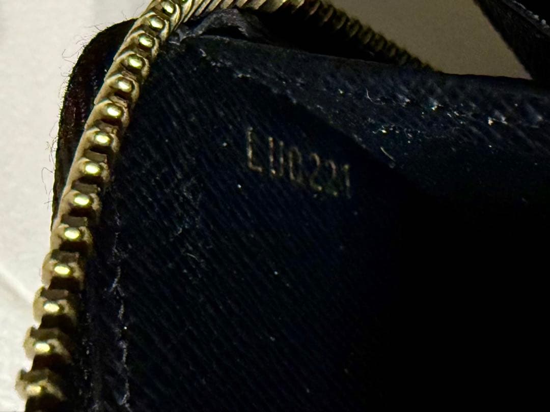 正規品 ルイヴィトン ジッピーウォレット モノグラムジャイアントリバース