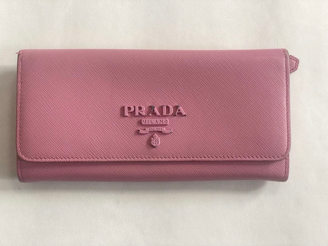 PRADA 財布サフィアーノ