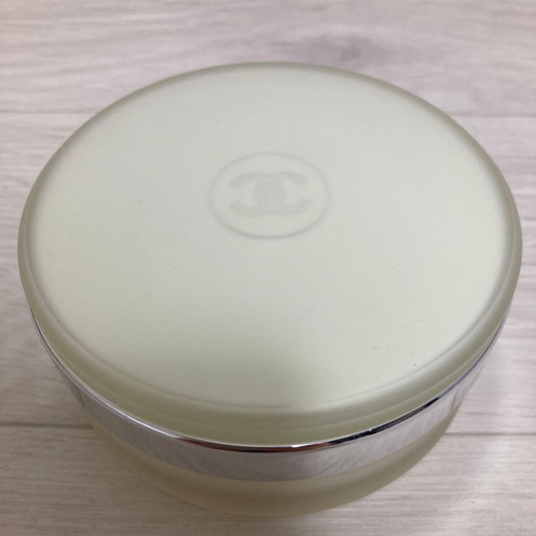 CHANEL チャンス　オー　フレッシュ　ボディクリーム