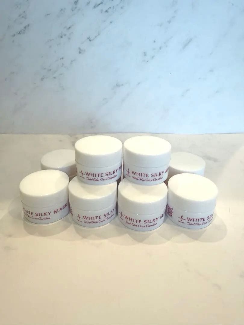 【新品✨】キャロリーヌ ホワイトシルキーマスク 10g×10個