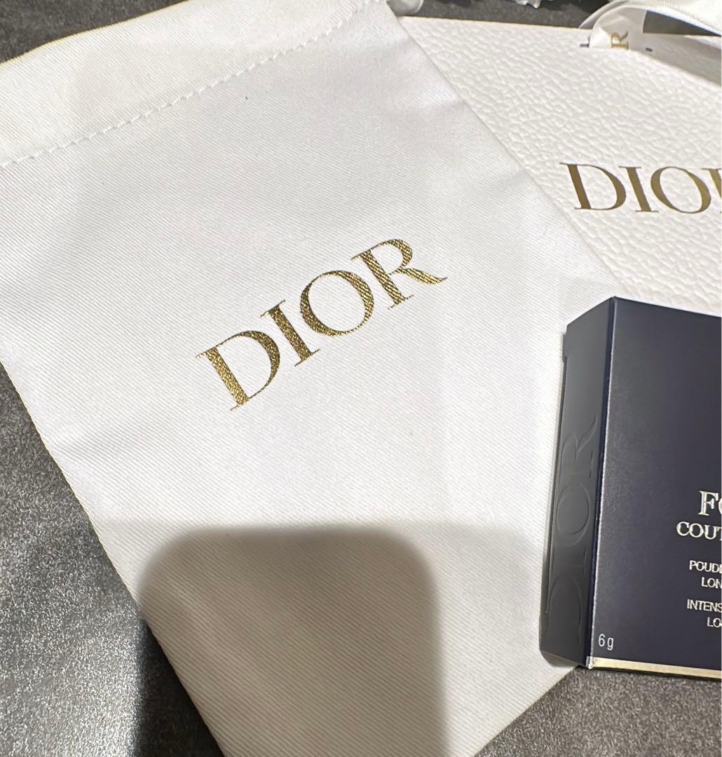 ディオールスキン フォーエヴァー クチュール ルミナイザー  002 ホリデー