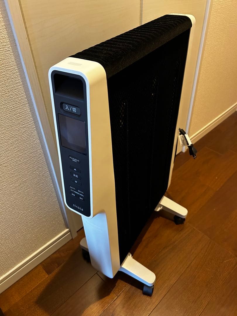 美品[温度設定運転] 遠赤軽量ヒーター かるポカ