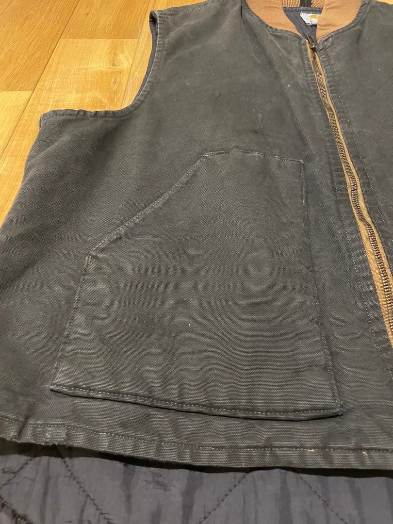 Carhartt ダック生地　ブラック ダウンベスト 2XL カーハート