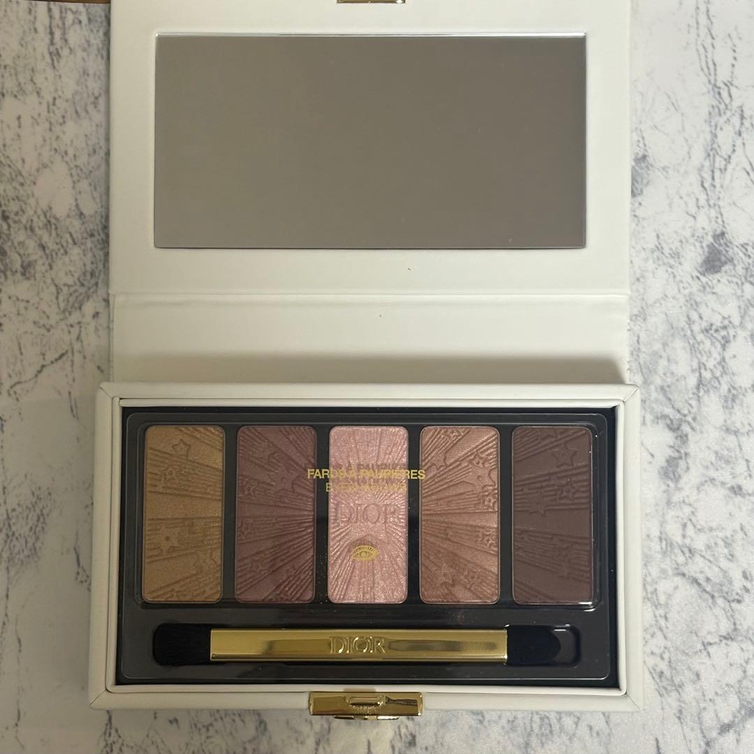 DIOR クチュール アイ パレット（ホリデー コレクション 2025 ）