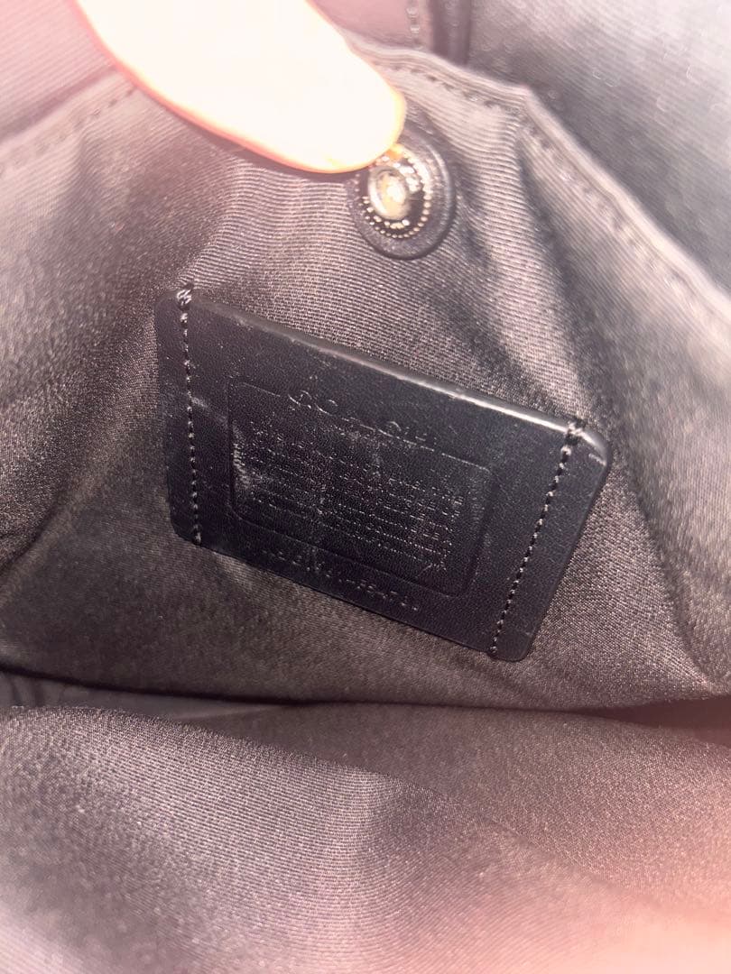 Coach ブラック モノグラム ショルダーバッグ