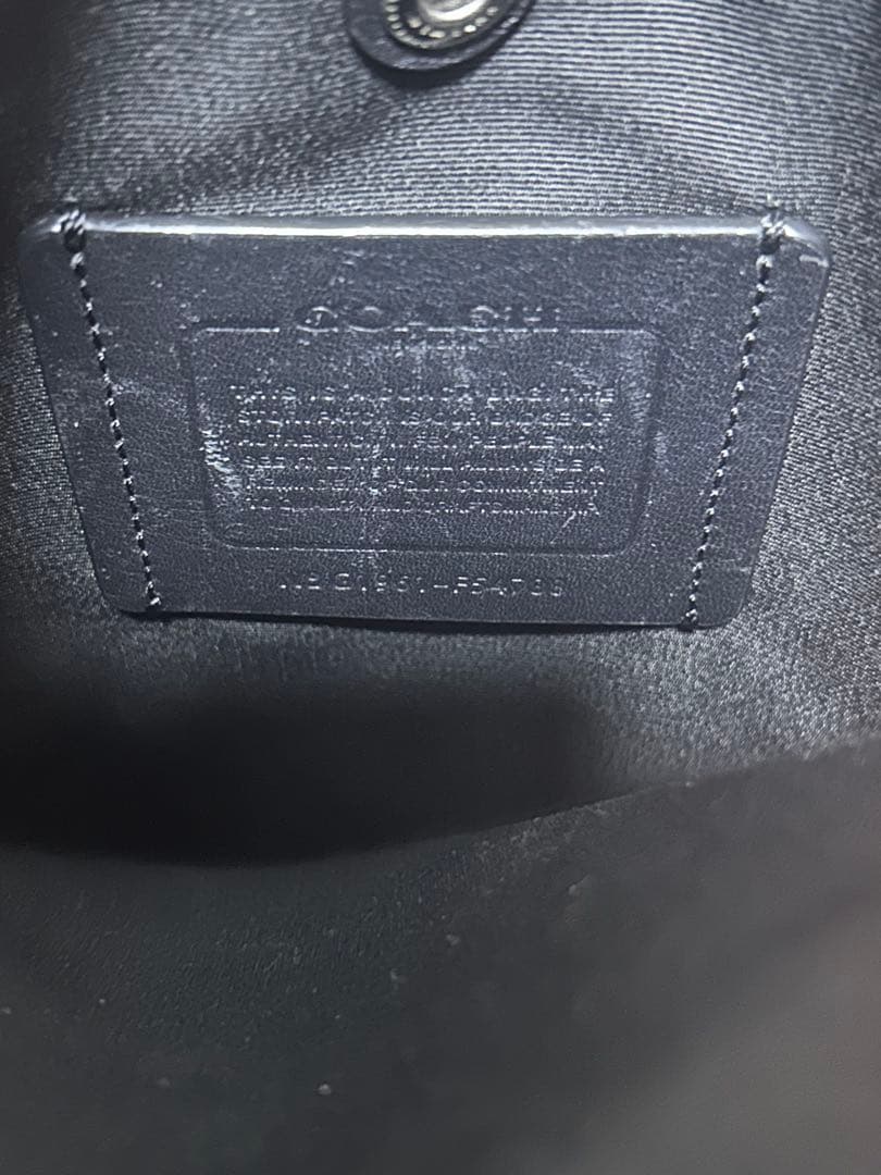 Coach ブラック モノグラム ショルダーバッグ