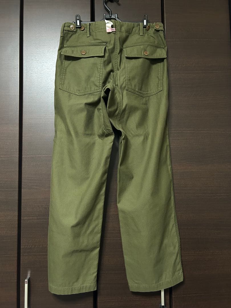 YAECA LIKE WEARオリーブグリーン ベイカーパンツ サイズ２