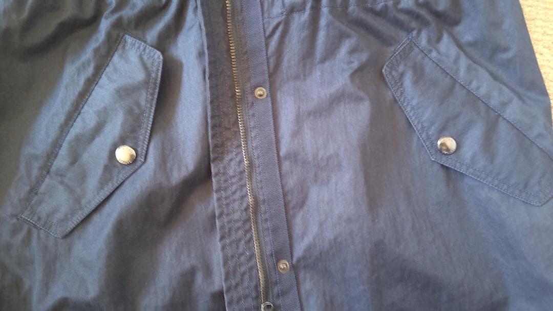 タトラス春コートサイズ3　インナーダウンベスト付き