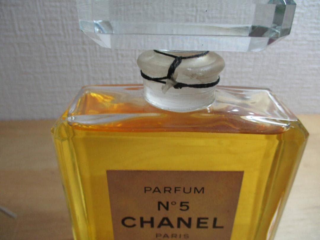 神レア　シャネル　№５　パルファム　パヒューム　大容量　完全未開栓　２００ｍｌ位