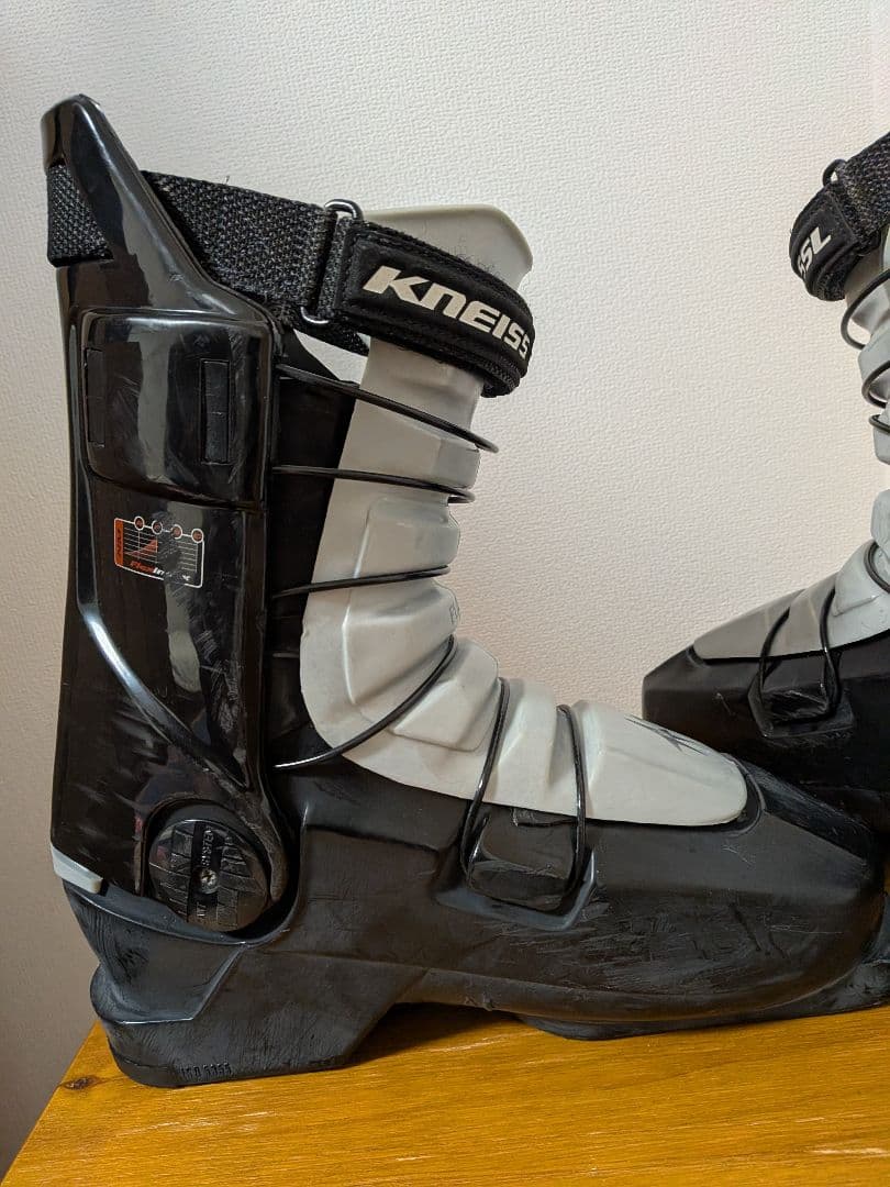 クナイスル　フレクソン　スキーブーツ　モーグル　フリースタイル　26cm　中古