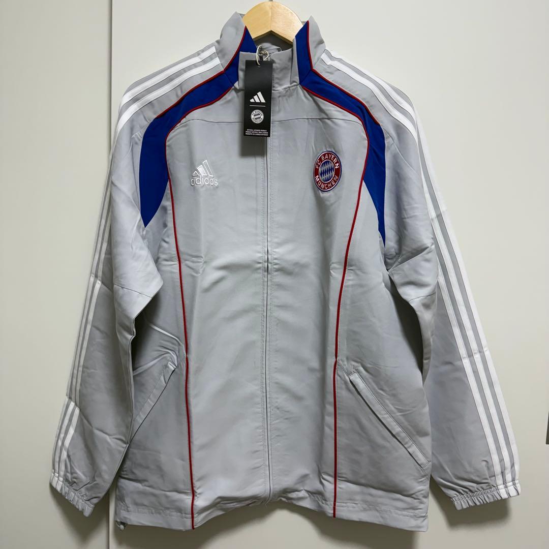 新品 バイエルンミュンヘン x URBANPURIST ナイロントラックトップ