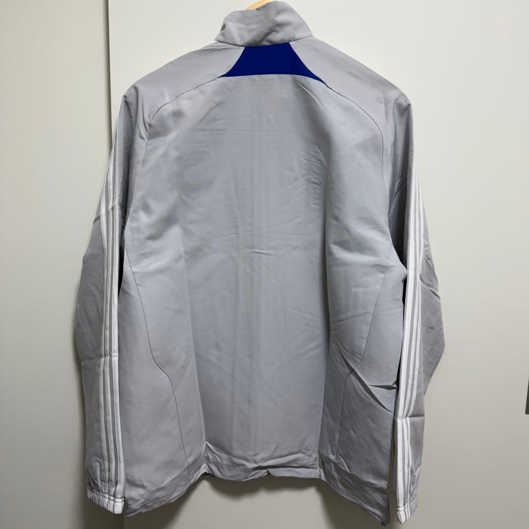 新品 バイエルンミュンヘン x URBANPURIST ナイロントラックトップ