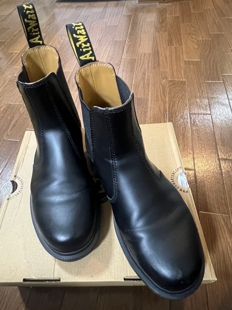 値下げ！！！！Dr. Martens サイドゴアブーツ 黒