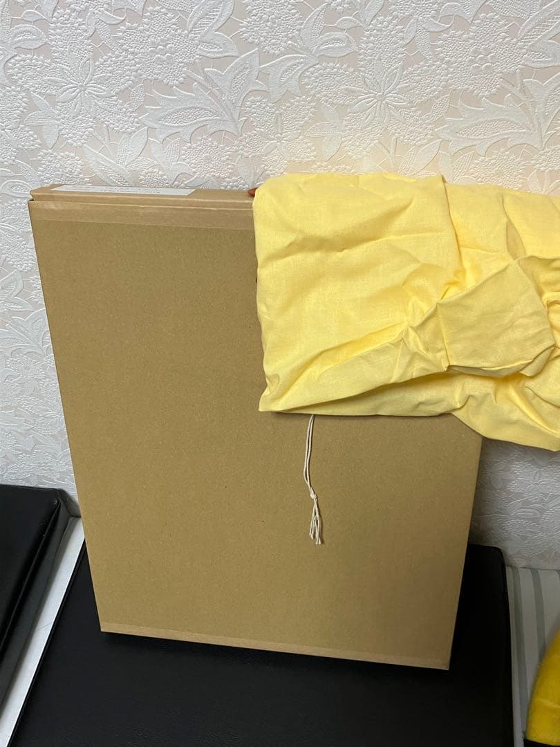 世界に一つ　河内良介「フィルム・スプール」鉛筆画(2018年)