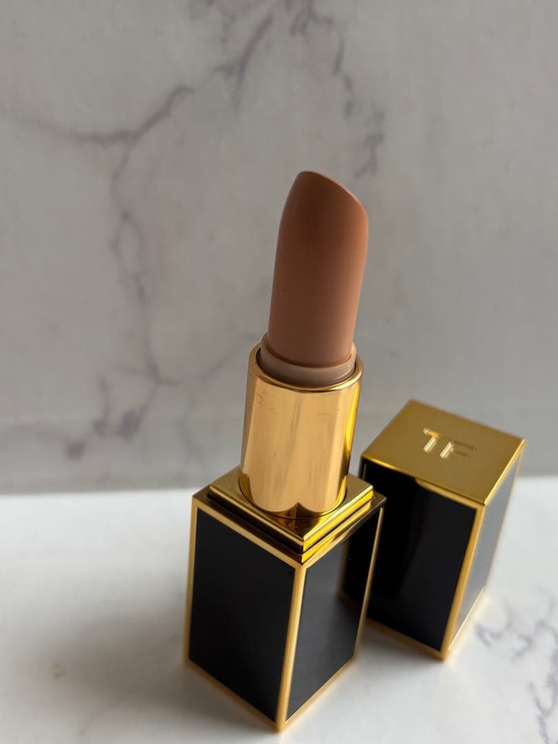 トムフォード　リップカラー　13 ブラッシュヌード