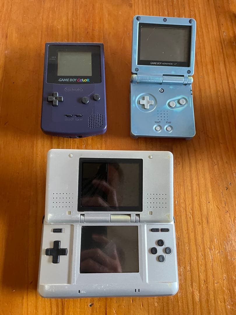 た*K様 ニンテンドー詰め合わせゲーム機ソフトコントローラWii ゲームボーイD