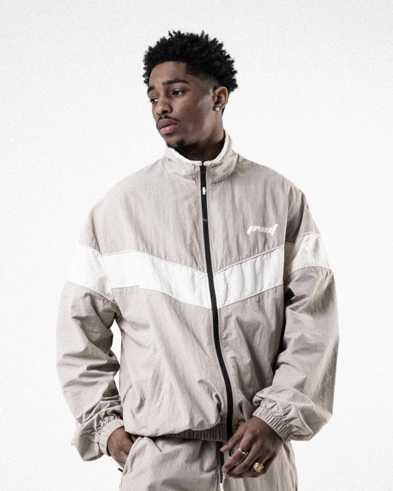 【防水・軽量】PVOT ベージュ ナイロンジャケット上下