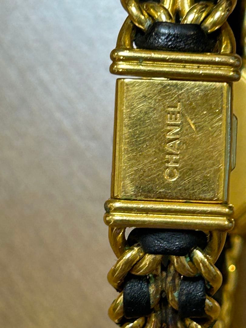 な*ん様 CHANEL ゴールド ブラック オクタゴナル時計　シャネル