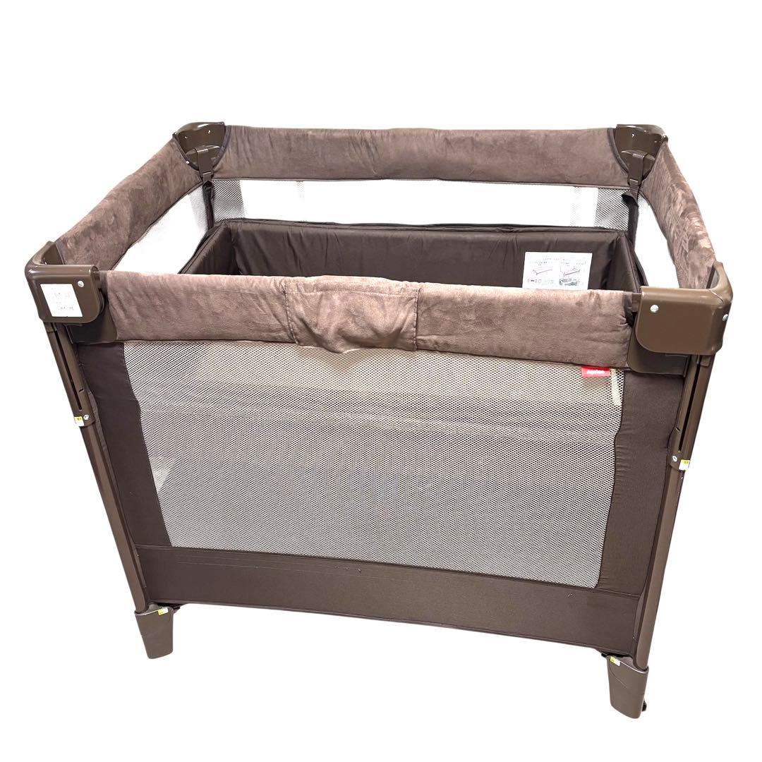 極美品 アップリカ Aprica ココネル エアー プラス ベビーベッド 茶